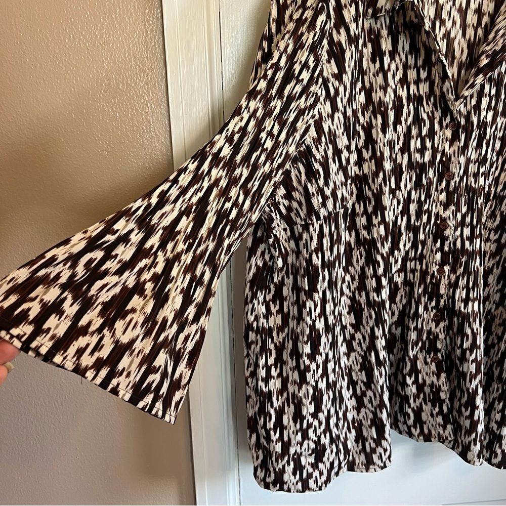 Fred David Patterned button down top - Picture 5 of 7